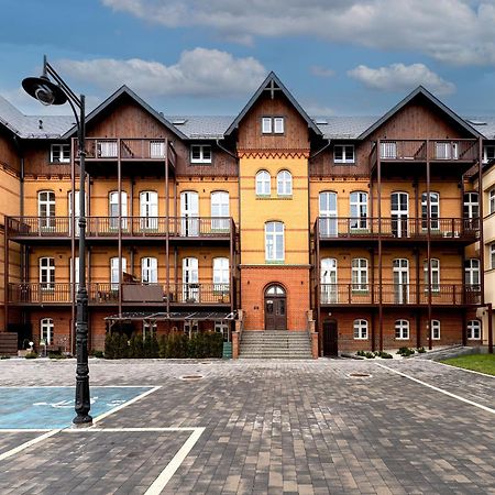 Apartament Inspirujacy - Z Prywatnym Monitorowanym Parkingiem - 4 Osobowy - Space Apart Jelenia Góra Exterior foto