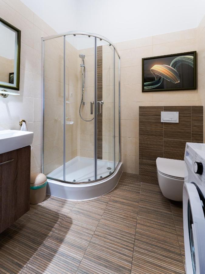Apartament Inspirujacy - Z Prywatnym Monitorowanym Parkingiem - 4 Osobowy - Space Apart Jelenia Góra Exterior foto